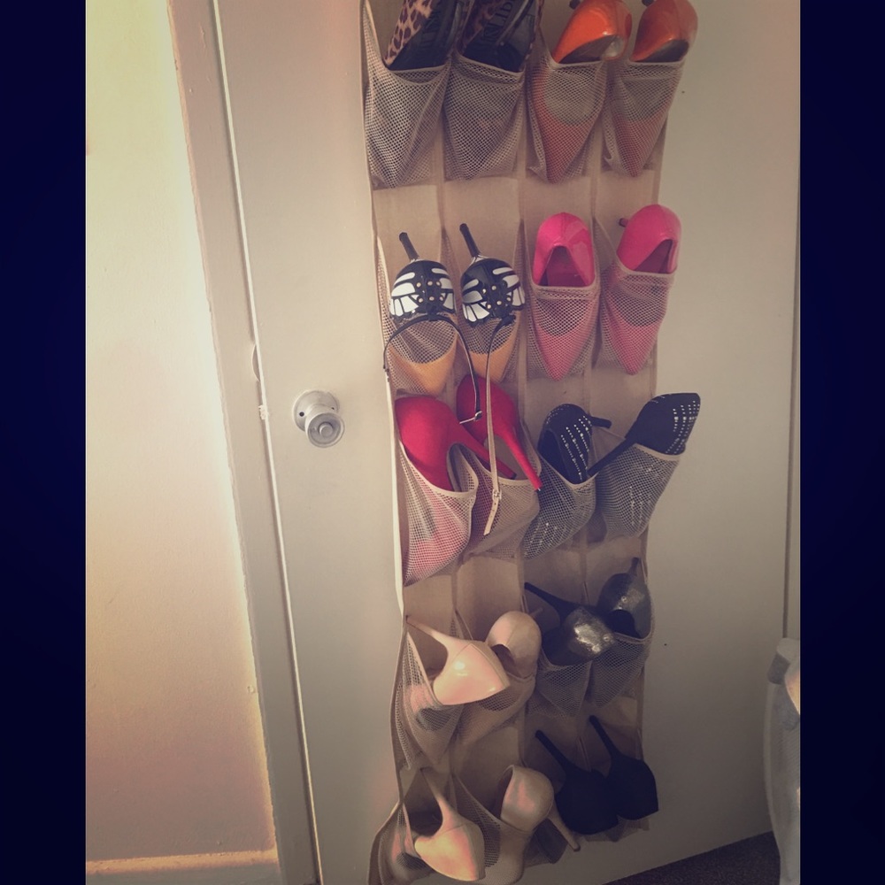 Meet your Posher, Evey